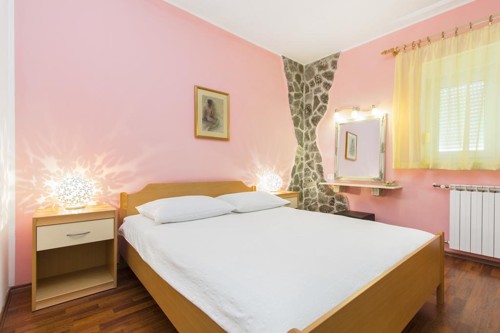 Vila Jadranka Vodice Esterno foto
